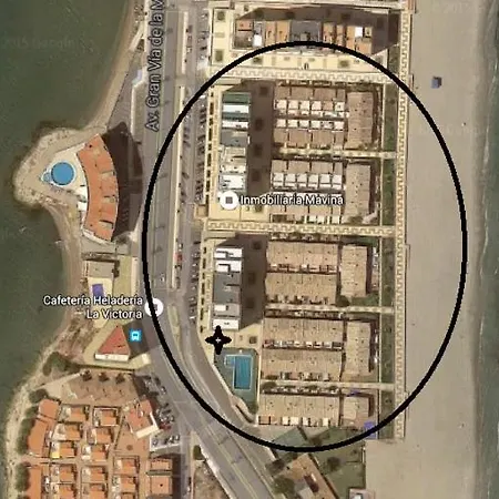 En Esquina Y Todo A Exterior לה מנגה דל מר מנור